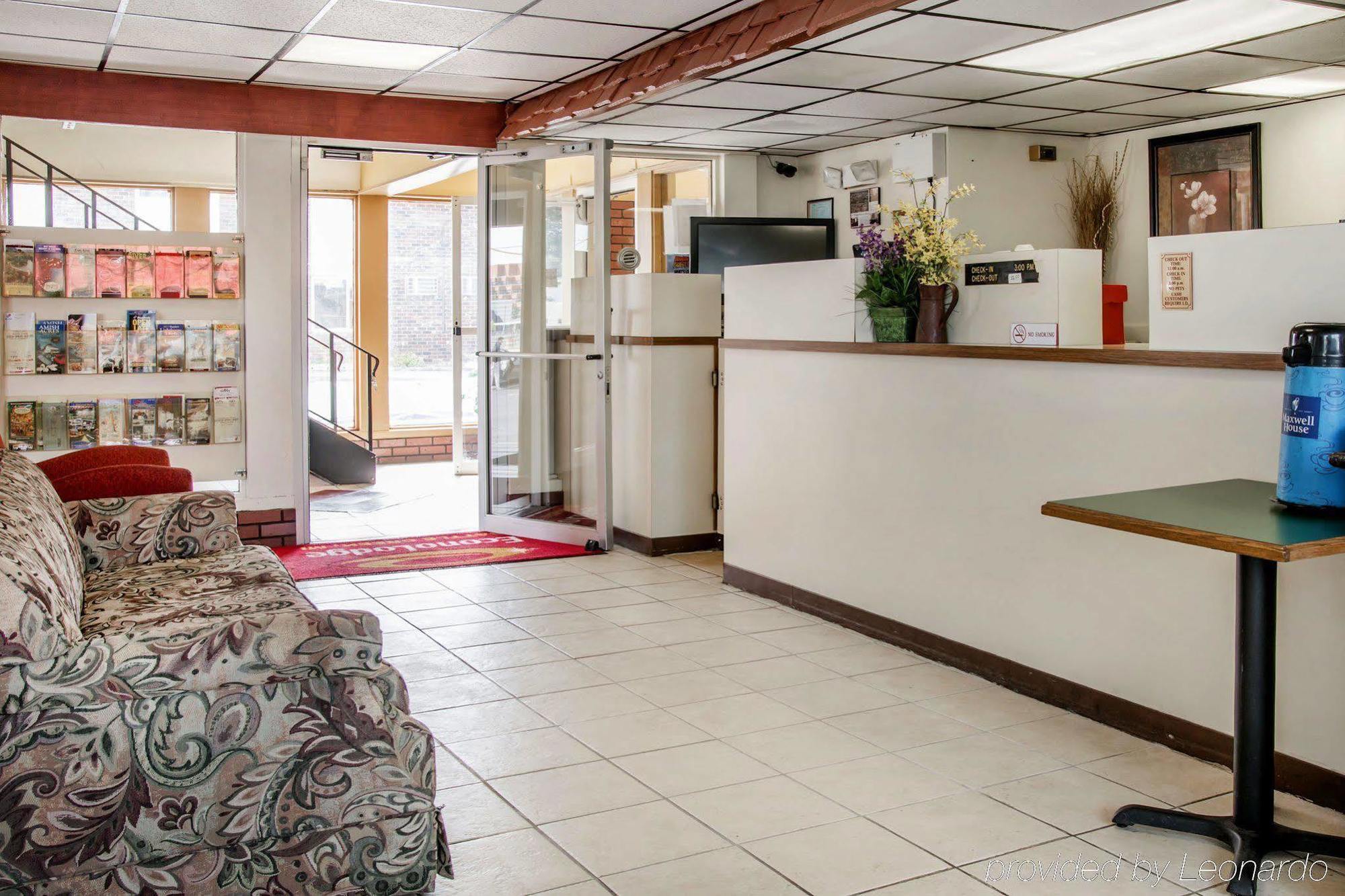 Econo Lodge Батл Крик Экстерьер фото