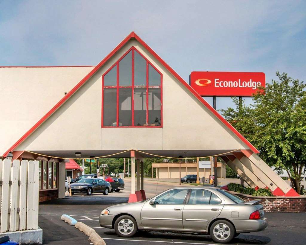 Econo Lodge Батл Крик Экстерьер фото